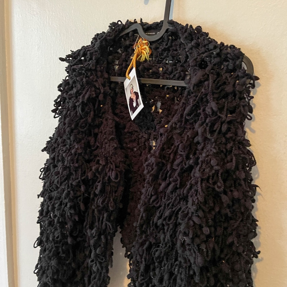 Textured Knit Slight Crop Jacket - Picture 4 of 11
